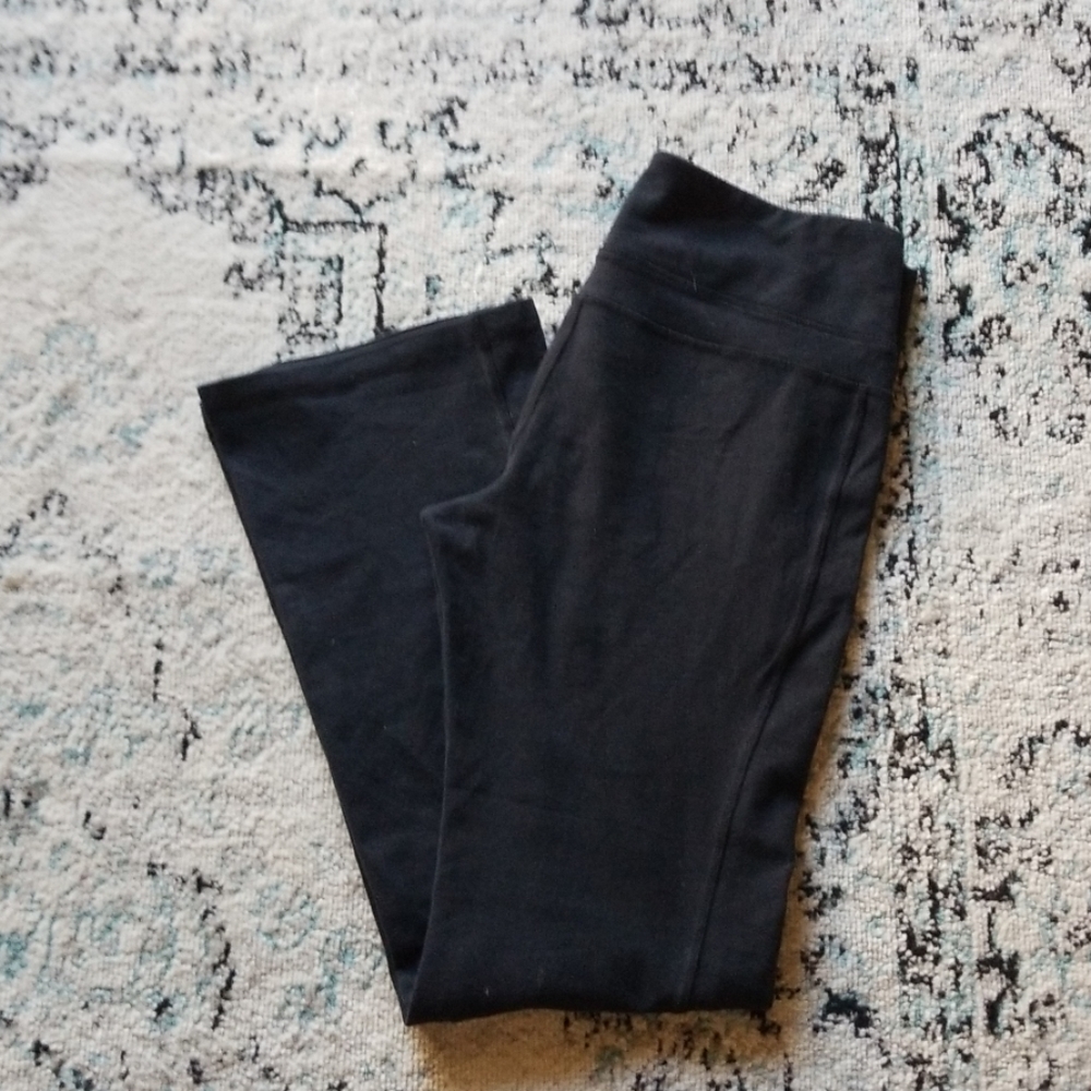 Old Navy yoga pants